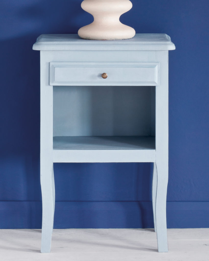 Annie Sloan Chalk Paint in Louis Blue - FrenchWillow