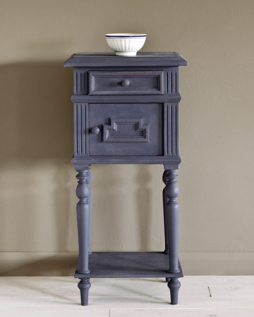 Annie Sloan Chalk Paint in Old Violet - FrenchWillow