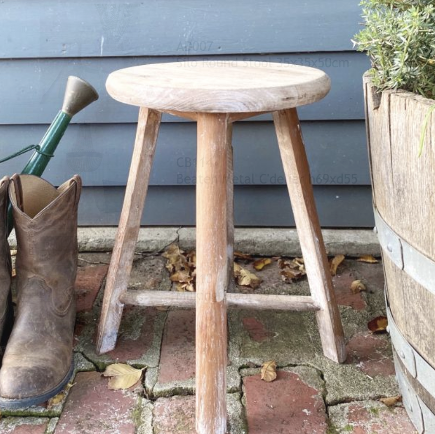Rustic Milking Stool - INSTORE PICKUP ONLY - FrenchWillow