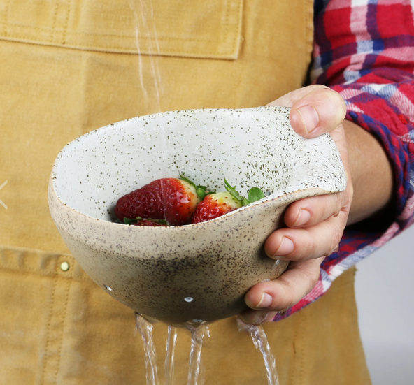 Berry Colander - White/Stoneware - FrenchWillow